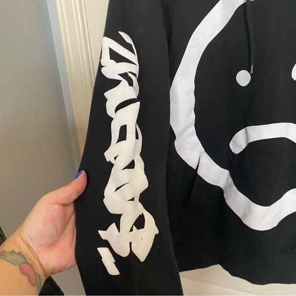 black & white SAD BOYZ hoodie size medium- concert merch - Picture 5 of 5